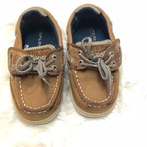 Sperry boat shoes size 7